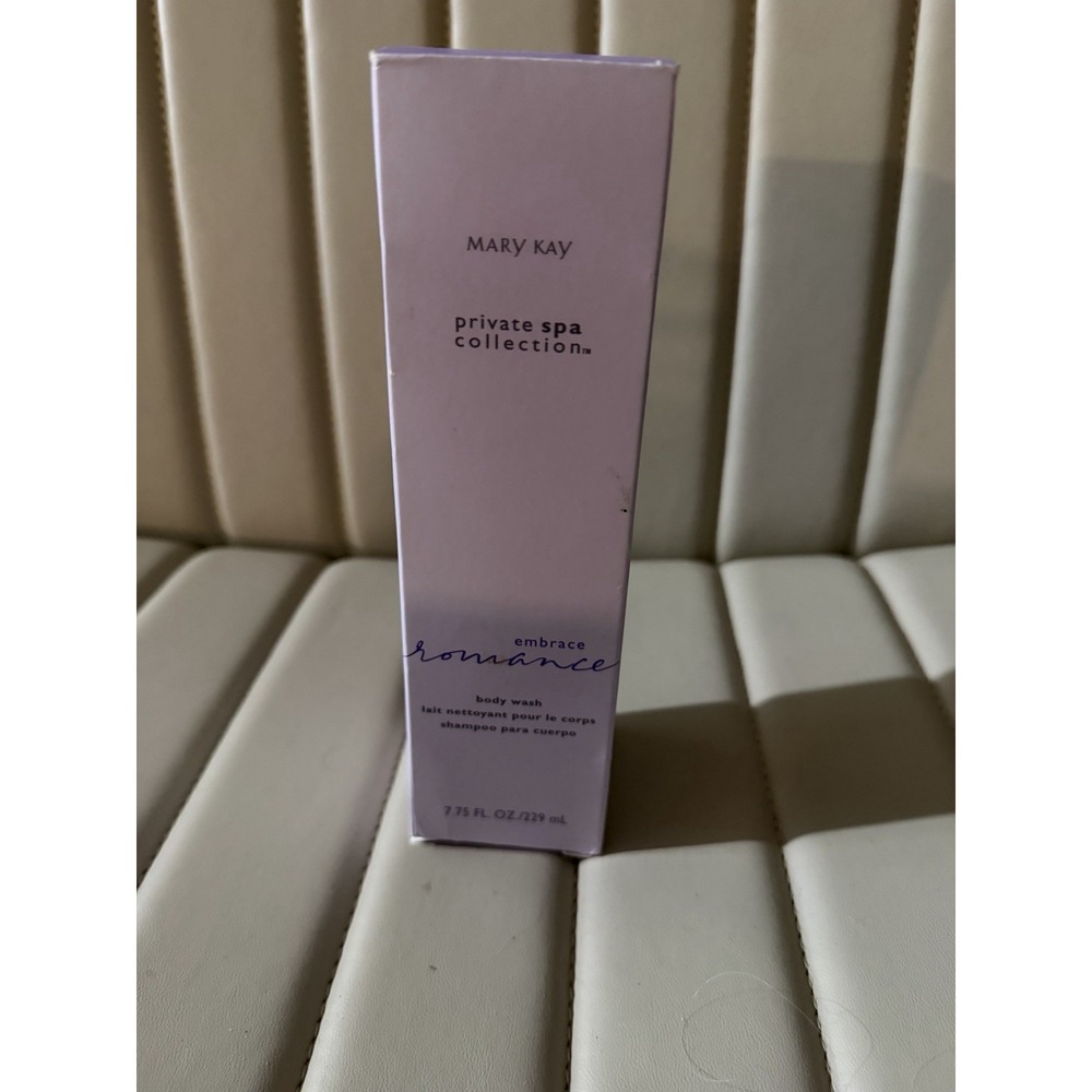 Mary Kay Body Wash Embrace Romance 7.75oz Purple New Private Spa Floral